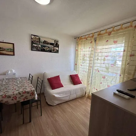 Appt Climatise 4 Pers Avec Piscine Et Parking, A 200m - Fr-1-250-269 Appartement Le Grau-du-Roi